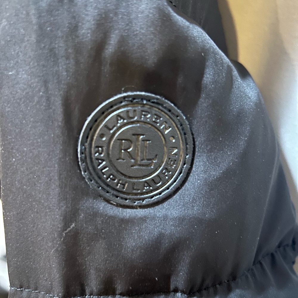 Ralph Lauren Black Puffer Down Jacket with Faux Fur Trim - Picture 2 of 8